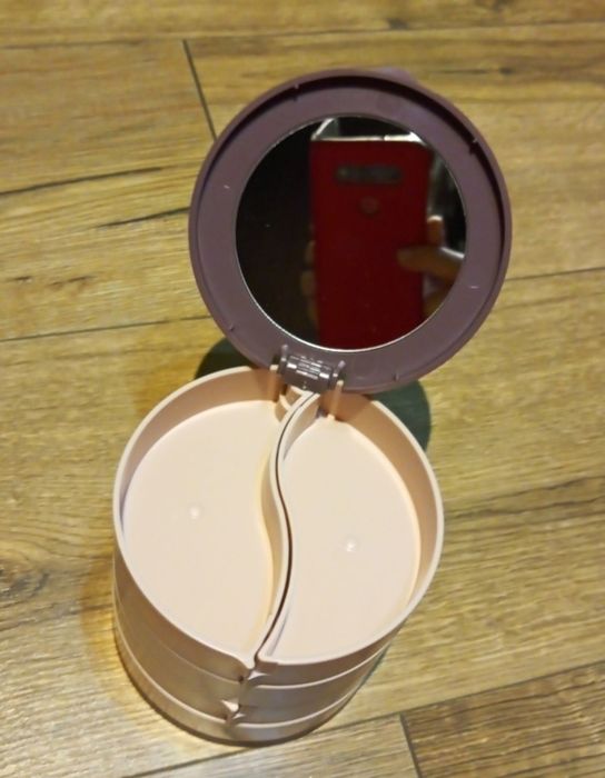 Pudełko plastikowe na biżuterię