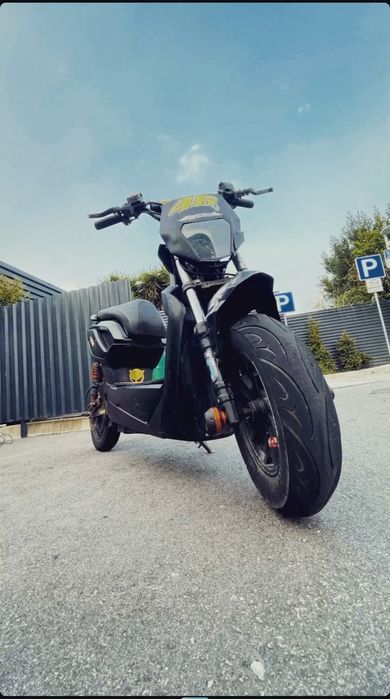 Scooter Elétrica Alterada