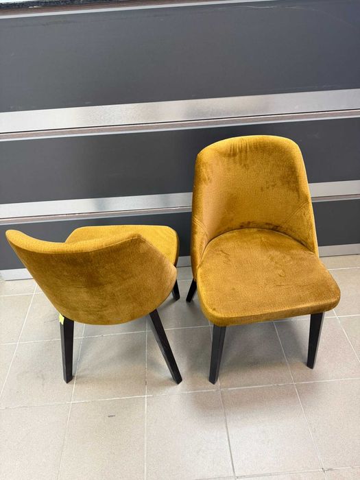 Krzesła powystawowe FLAVIO 1 – 2 szt. dostawa w cenie