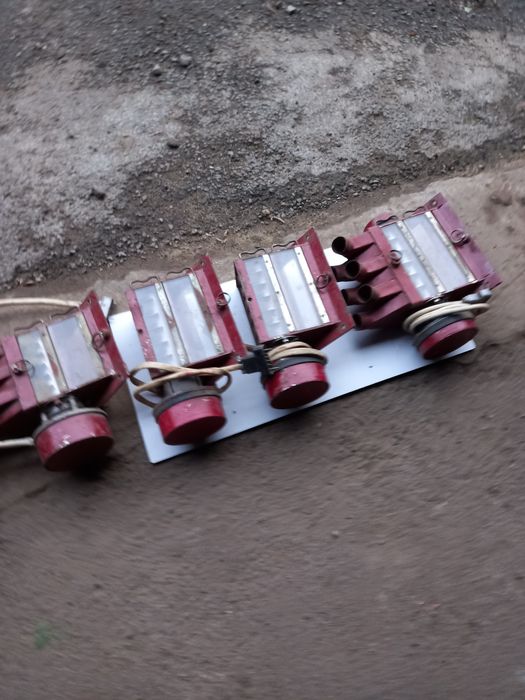 Висувні апарати до сівалки клен