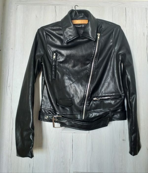 Damską kurtka skórzana (eko)