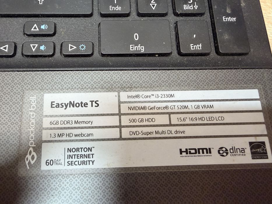 Ноутбук.  Пакард бел