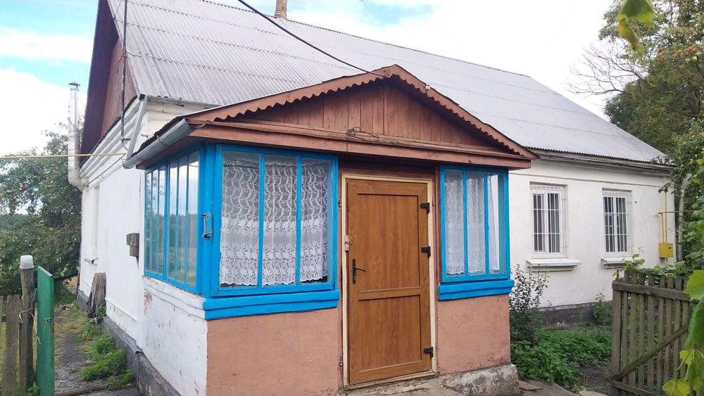 Цегляний будинок є господарські будівлі .дулянка 52 сот.2! Будинок мебльований 45462