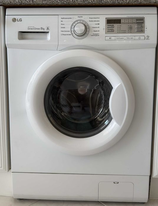 Máquina de Lavar Roupa 8kg LG Inverter Direct Drive.
