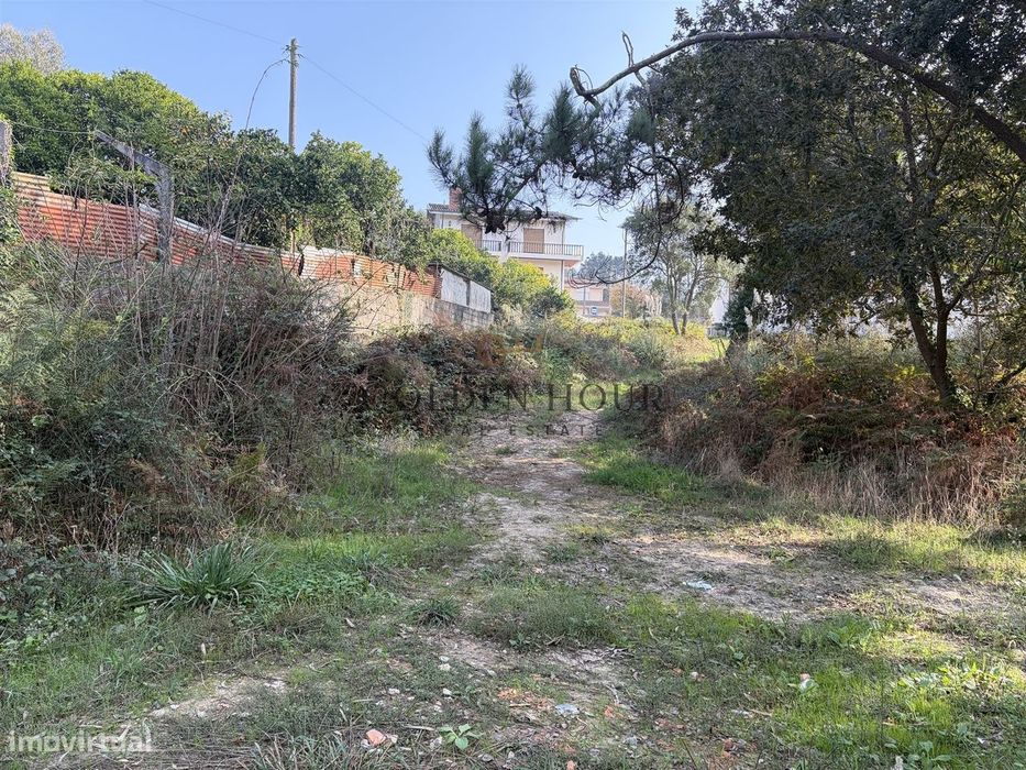 Land for Construction – For Sale in São Félix da Marinha, Vila Nova de Gaia
