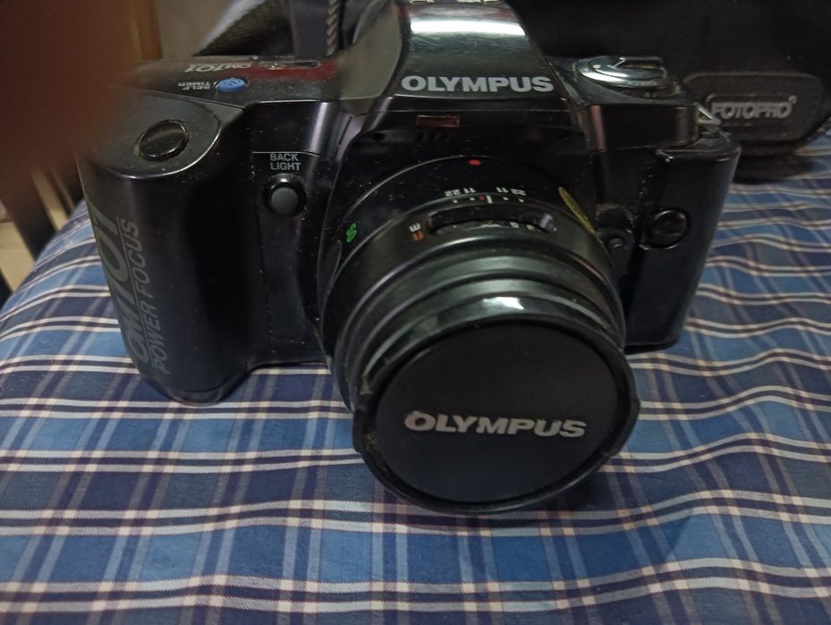 Olympus OM101 + 2 Objetivas + Mala – Excelente oportunidade para coleção ou fotografia analógica