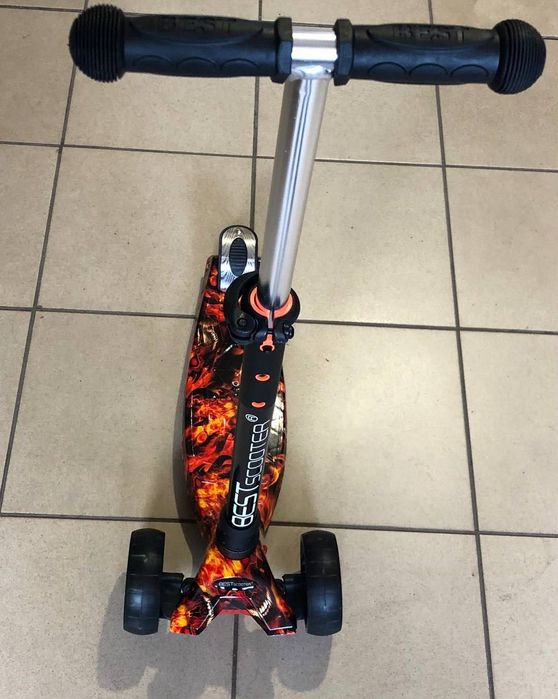 Надміцний самокат Максі з широкими силіконовими колесами зі світлом