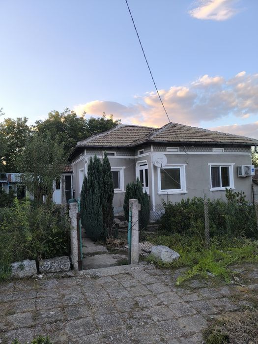 Продам будинок в Болгарії