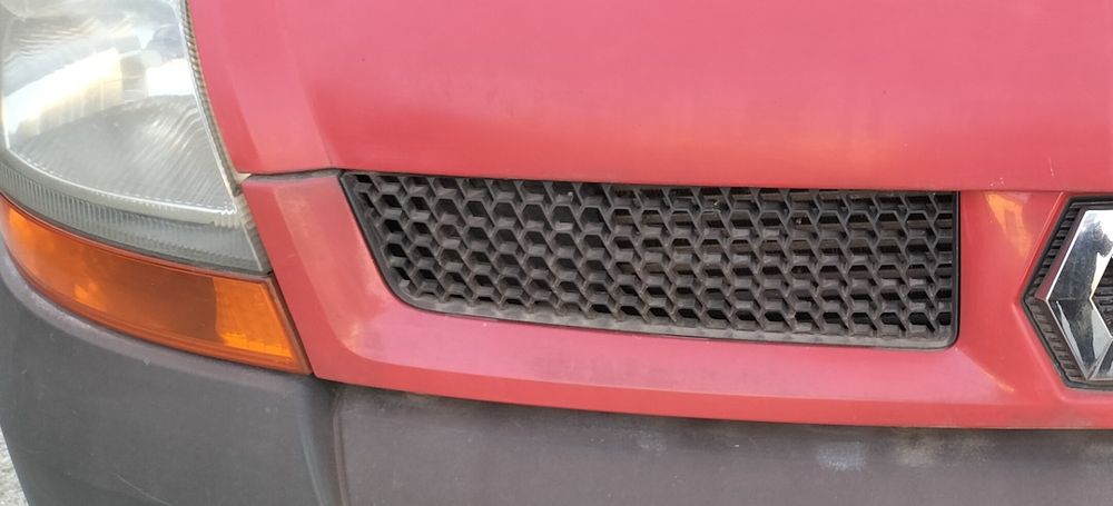 Renault Master II atrapa grill kratka zderzaka i inne