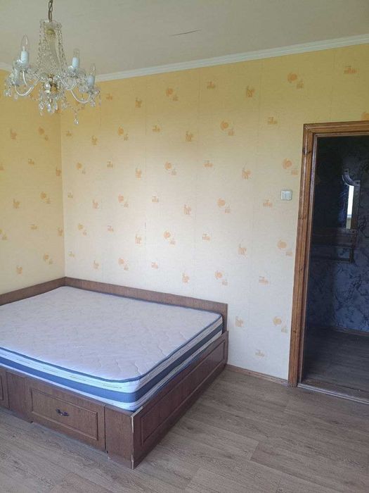 Продам 2 кімнатну квартиру Одеська