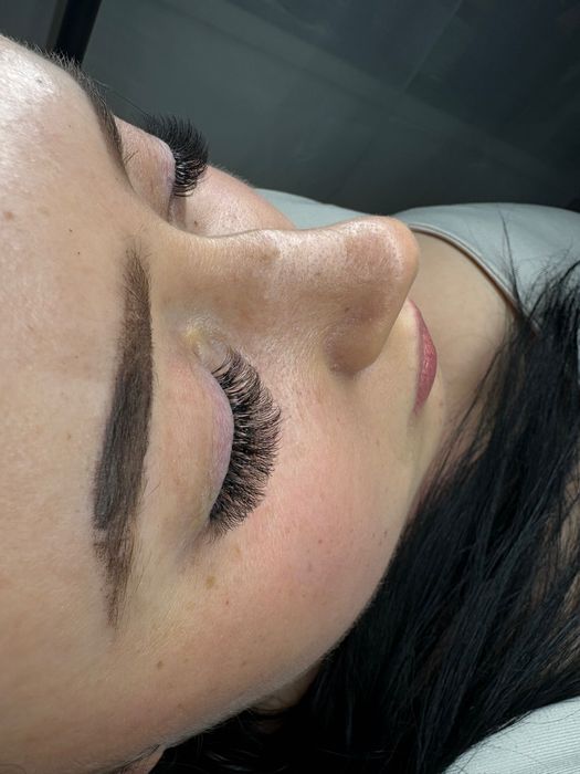 Przedłużanie rzęs