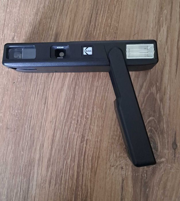 Kodak EXSTRA 12-EF camera