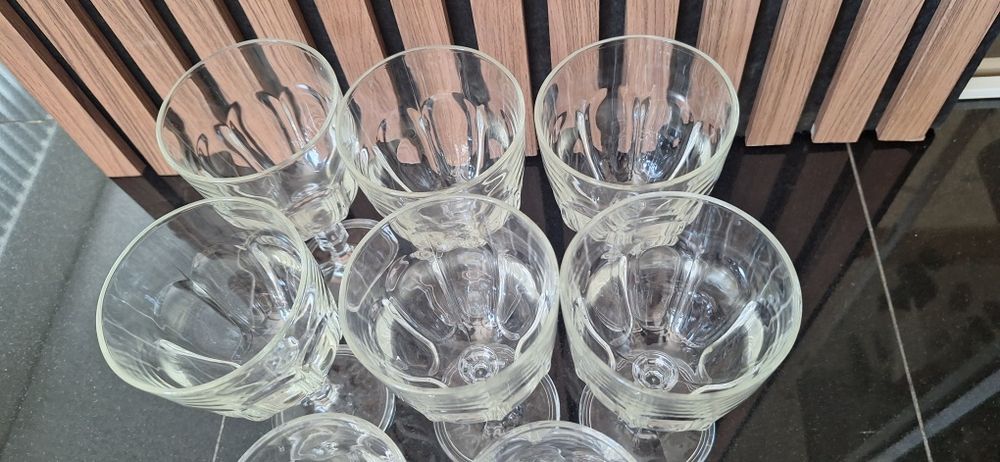 Serviço copos vinho e licor