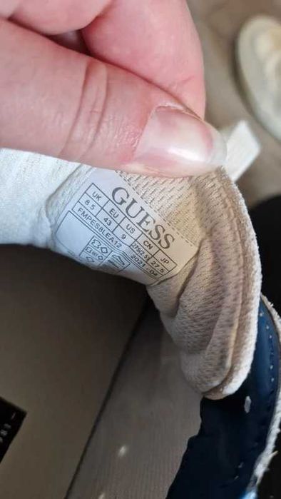 NOWE sneakersy męskie Guess 43 EU z pudełkiem