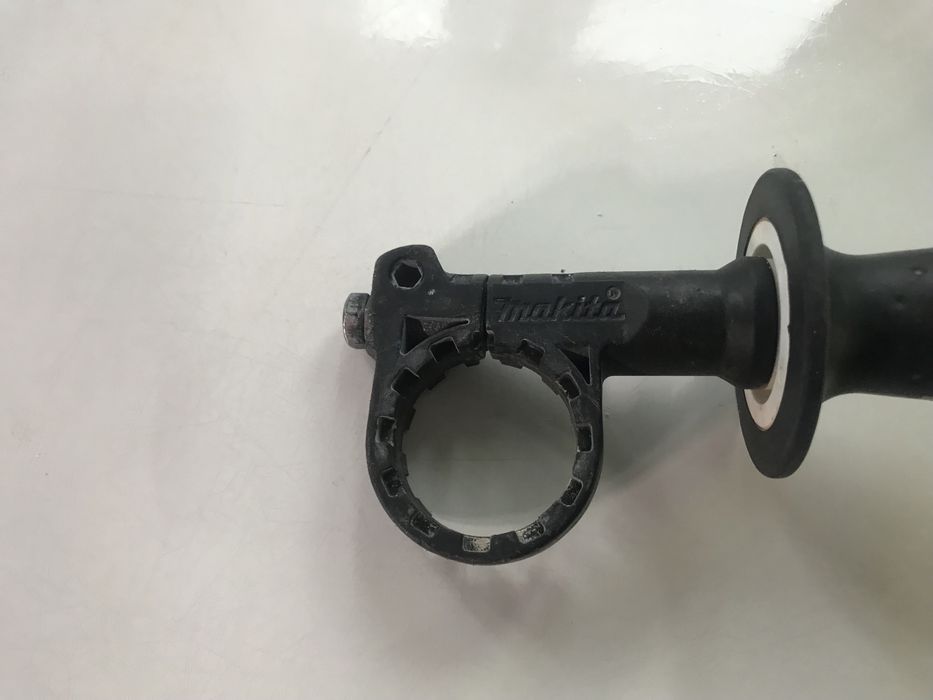 Ручкa для перфоратора Makita 2470