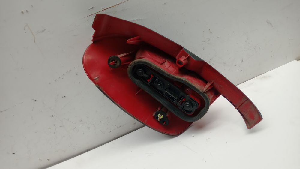 Farolim direito PEUGEOT 306 Break (7E, N3, N5)