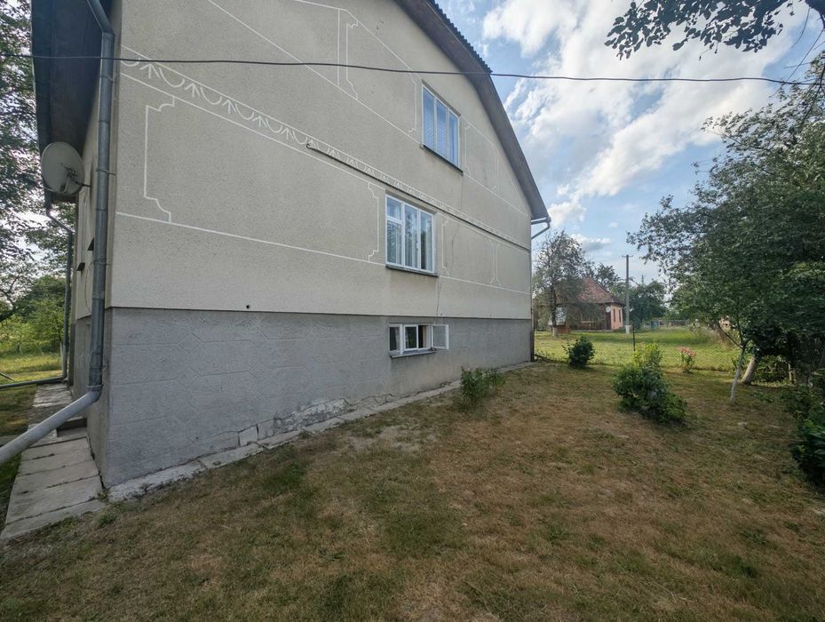 Продаж будинку 152 м² з ділянкою 60 соток с. Унятичі