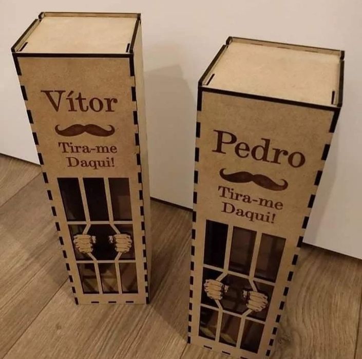 Caixa para garrafa de vinho