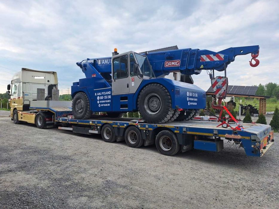 Transport niskopodwoziowy usługi transportowe maszyn ciągników
