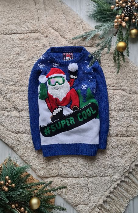 Новогодний свитер 5-6 лет , новорічна кофта, свитер с оленем,дед мороз