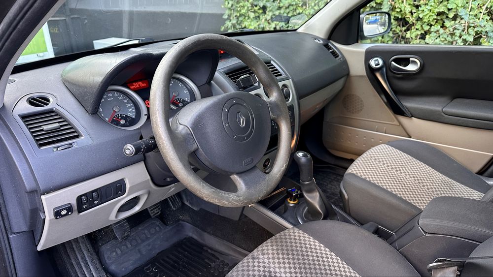 Renault megane 2  1.6 LPG