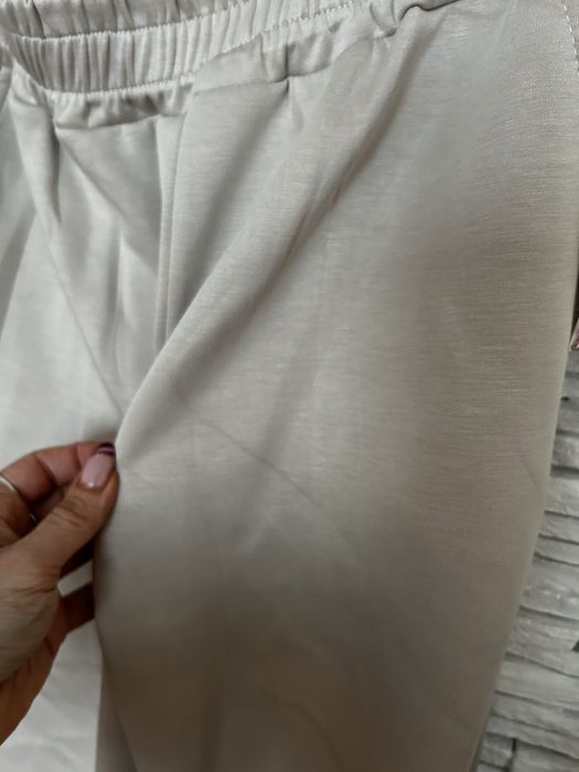 Wiosenny komplet dresowy dres z kapturem beżowy dwuczęściowy masełko fango damski S M L