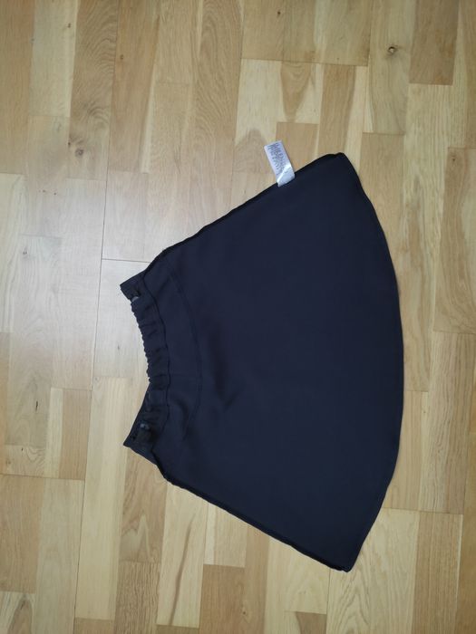 granatowa spódnica 140