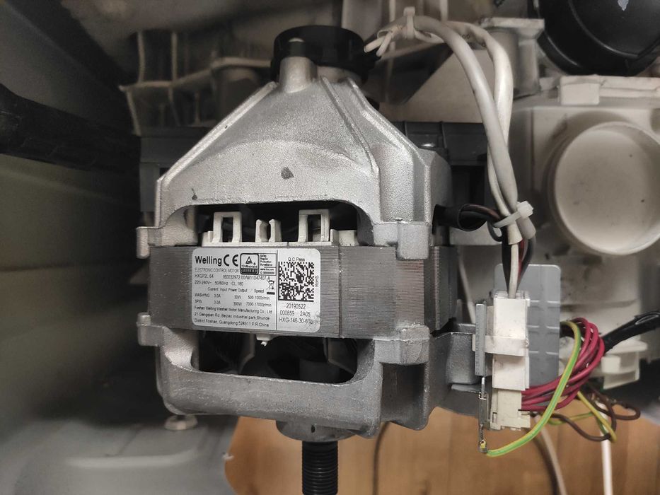 Розборка пральної машини Indesit E2SC 2150 W UA