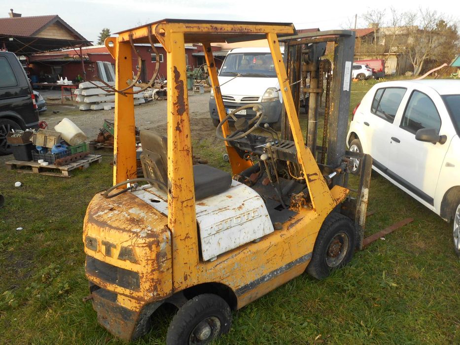 Wózek widłowy toyota