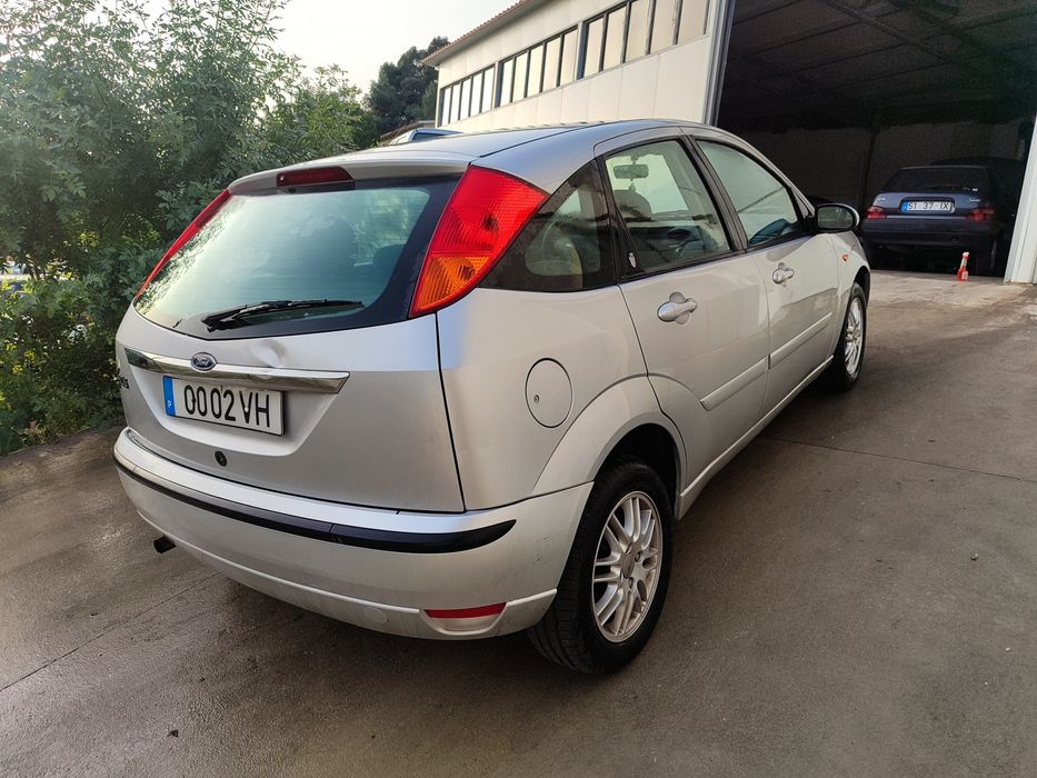 Ford Focus 1.6 Ghia 31.000km