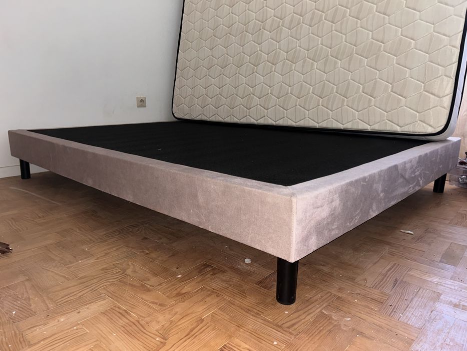 Vendo cama de casal