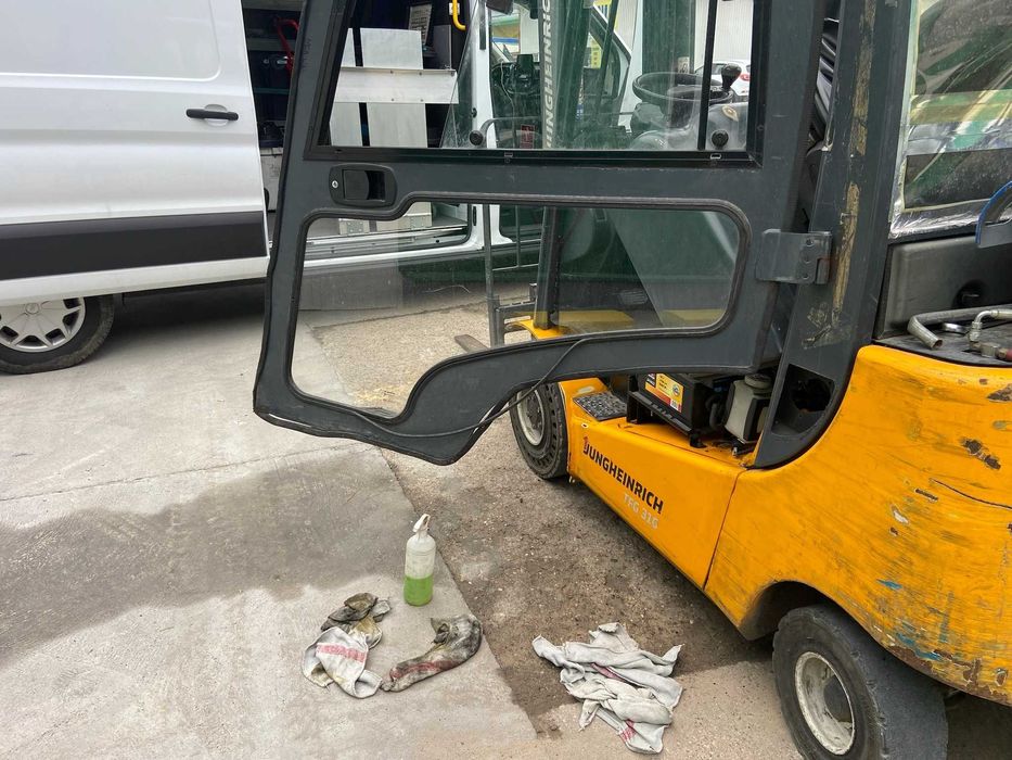 SLEMAR Mobilny SERWIS Wózków Widłowych