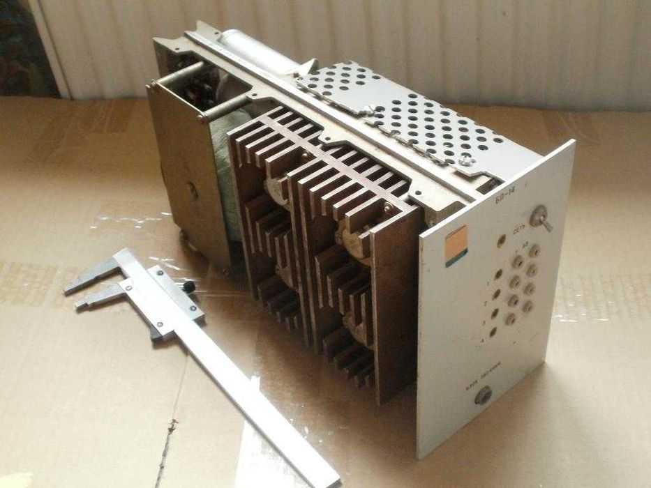 Блок живлення СРСР ( 4 по 6 вольт ) потужний