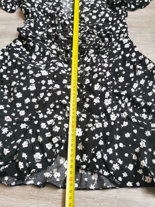 Sukienka sinsay kopertowa