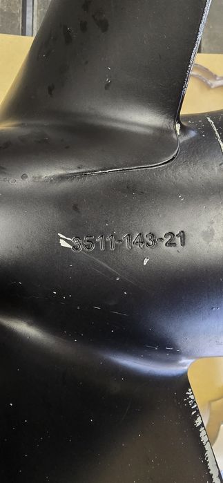 Śruba napędowa silnik zaburtowy 14,2 x 21 suzuki