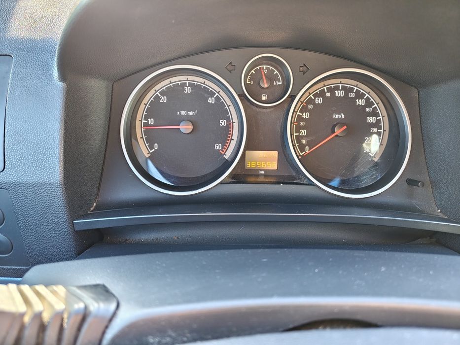Opel Zafira 1.9 CDTI 2006r. 7-osobowy