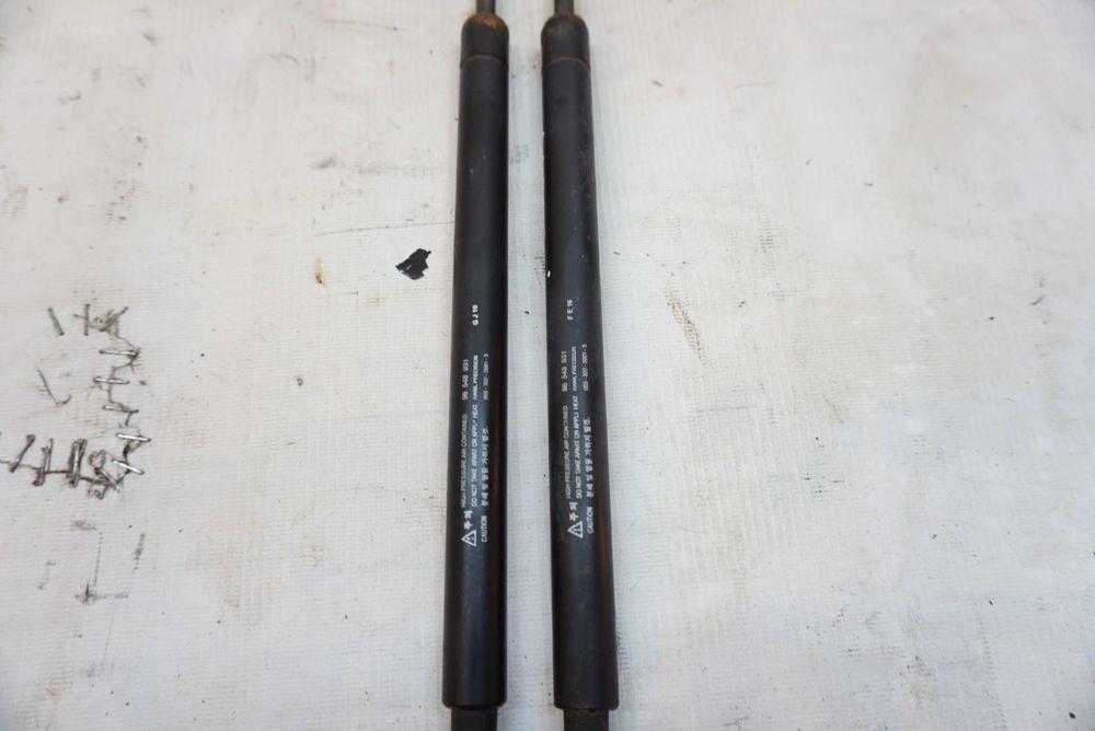 Амортизатор багажника Chevrolet Lacetti\Шевроле Лачетті Хетчбек