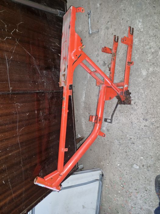 Rama z dokumentami romet ogar 200,50t1