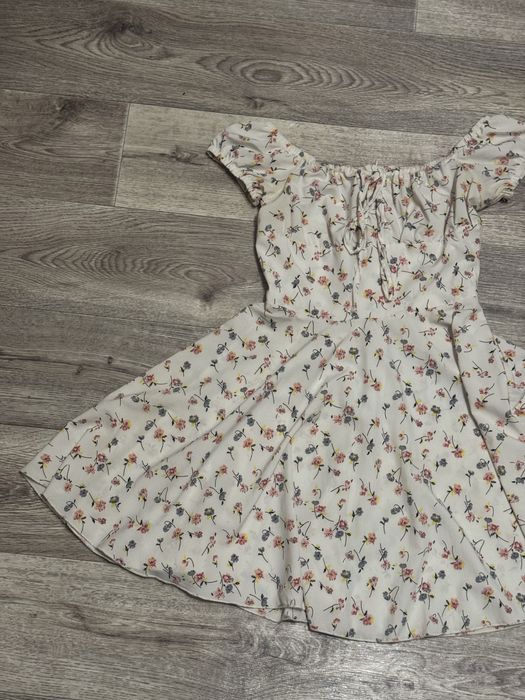 ЗНИЖКА! Сукня-жіноча, розмір xs-s