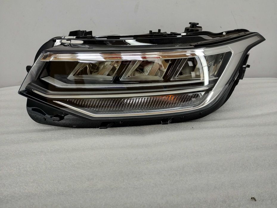 Lampa Reflektor Lewy Volkswagen Tiguan II Lift EU! NOWA!