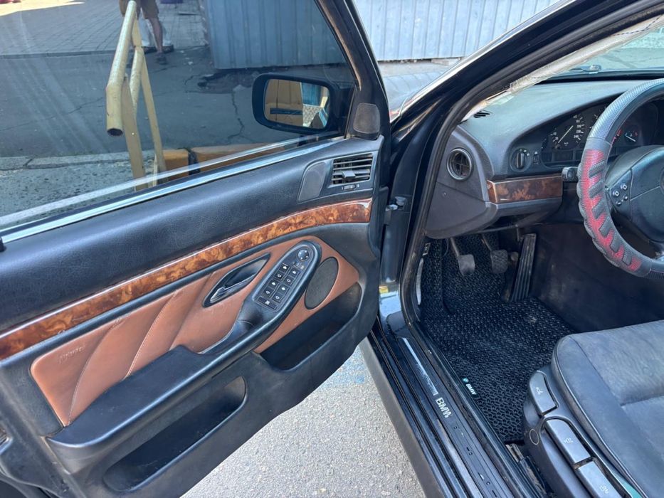 BMW 520D E39 - 2001 2.0 Дизель Николаев