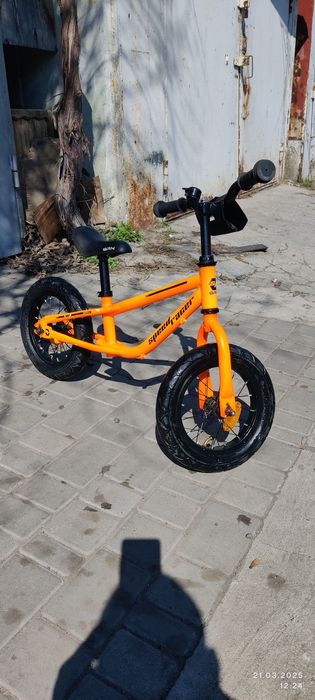 Продам беговел Sigma Speed Racer