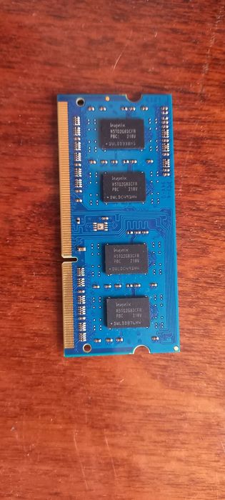 Оперативна пам'ять для ноутбука Kingston SODIMM DDR3 2Gb 1333MHz PC3 10600S 1R8 CL9 (KV1RX3-HYC) Б/В