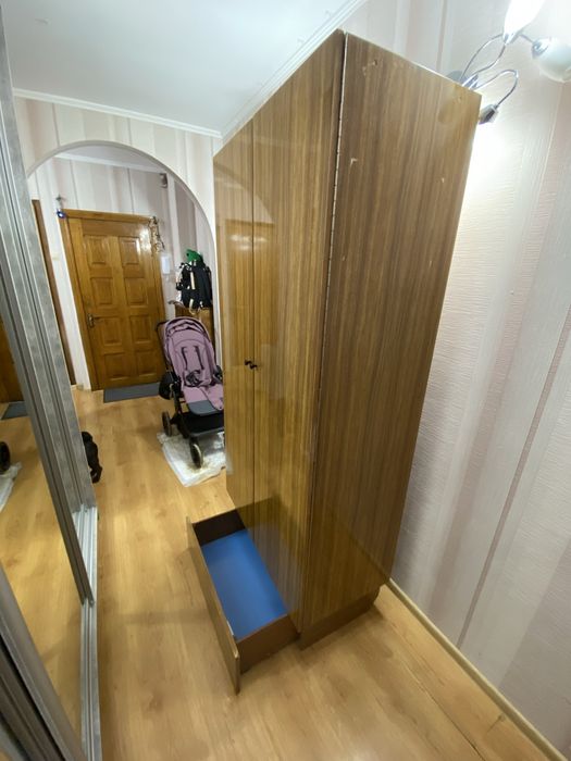 Шкаф для прихожей