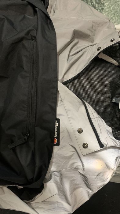 Ellesse kurtka odblaskowa sportowa wiatrówka odblaskowa