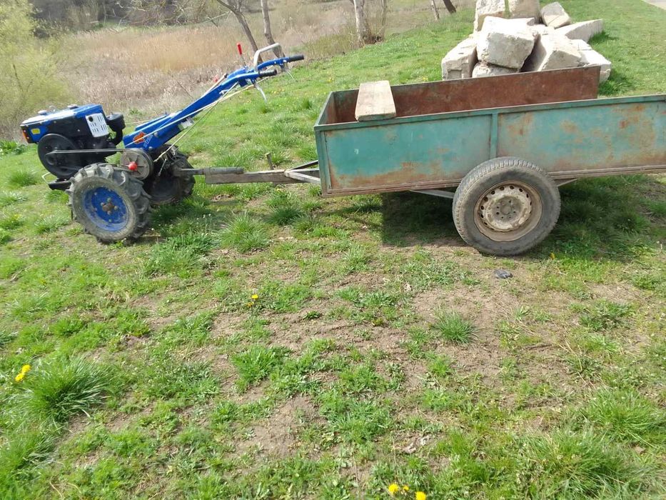 Мотоблок « Зубр »