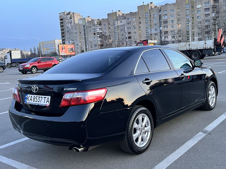 Toyota Camry 2009 Official