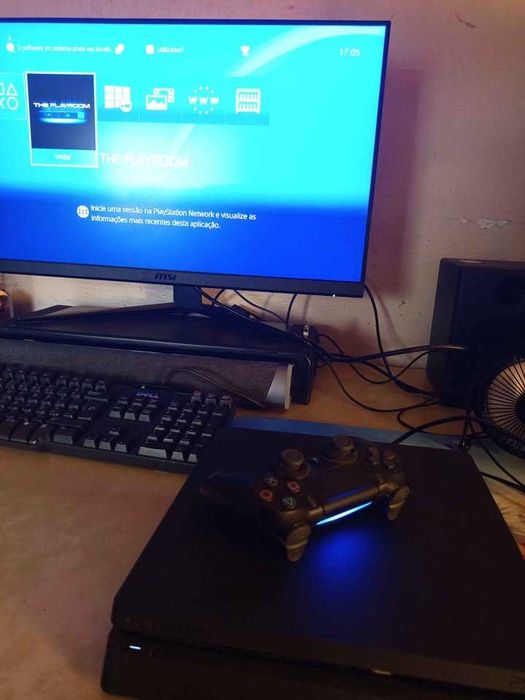 Playstation 4 Slim Como Nova Com Comando Original Sony