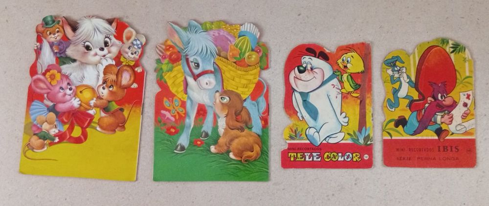 Conjunto de livros infantis antigos