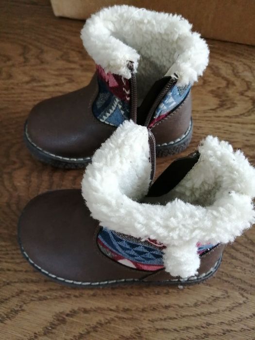 Botas menina Novas nr 21